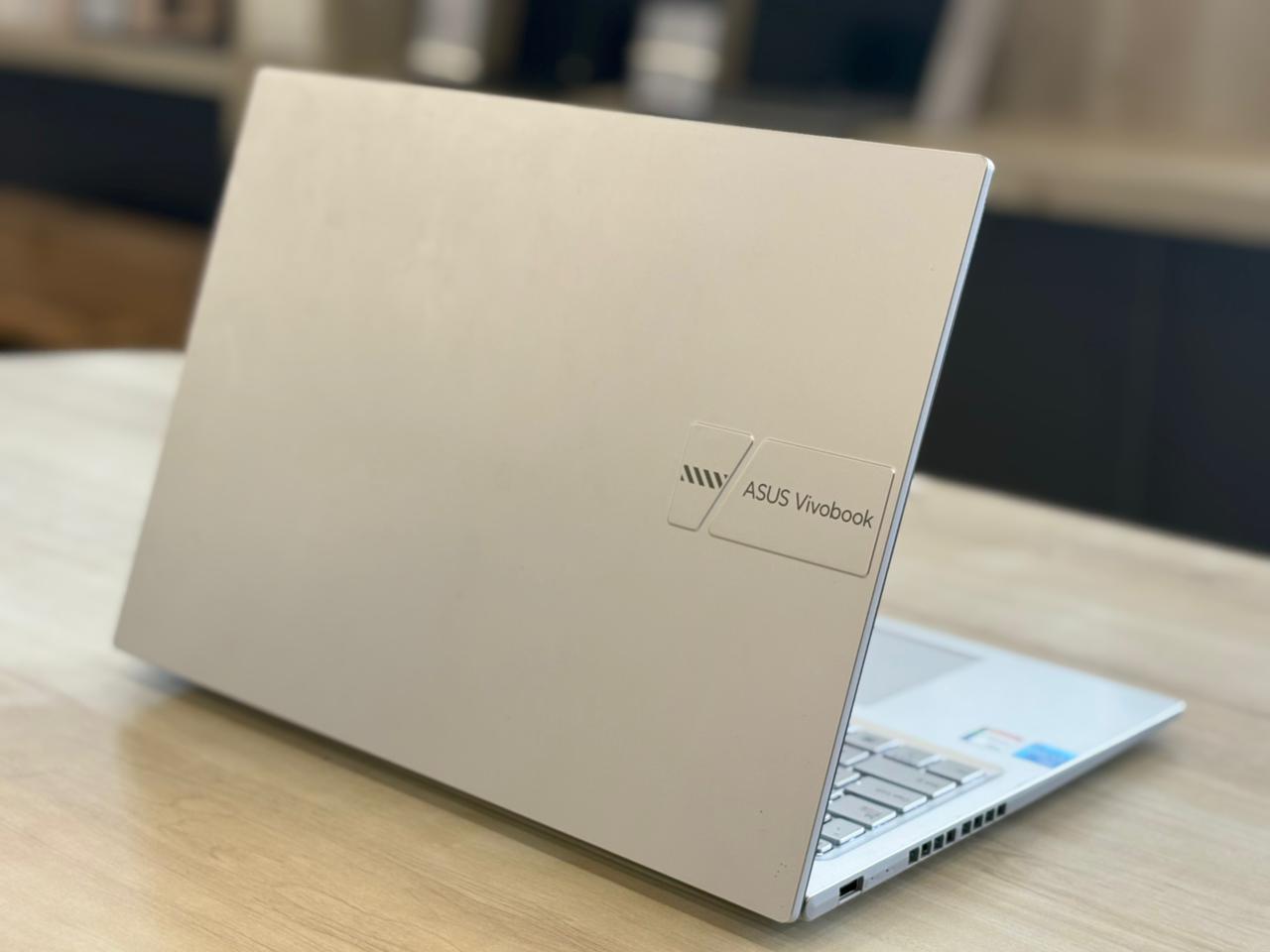ASUS Vivobook (i5 12th Gen)